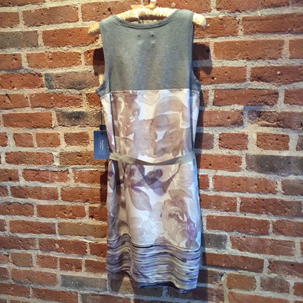 *sold* SIMPLY VERA Gray Forever Floral Dress NWT - Picture 5 of 8